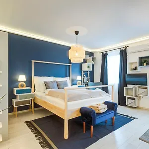 Apartamento D.five Gozsdu Garden Studio, Budapest